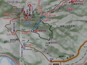 岩櫃山地図